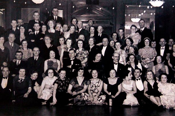 ken-jones-ex-postman-Mostyn-Gallery-Llandudno-3